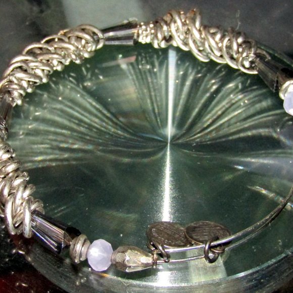 Vintage Alex & Ani Silver Tussle Charms Bracelet Extendable - Picture 5 of 6